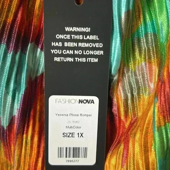 Fashion Nova Yesenia Plisse Strapless Flounce Stretch Romper Size 1X NWT - Picture 9 of 14